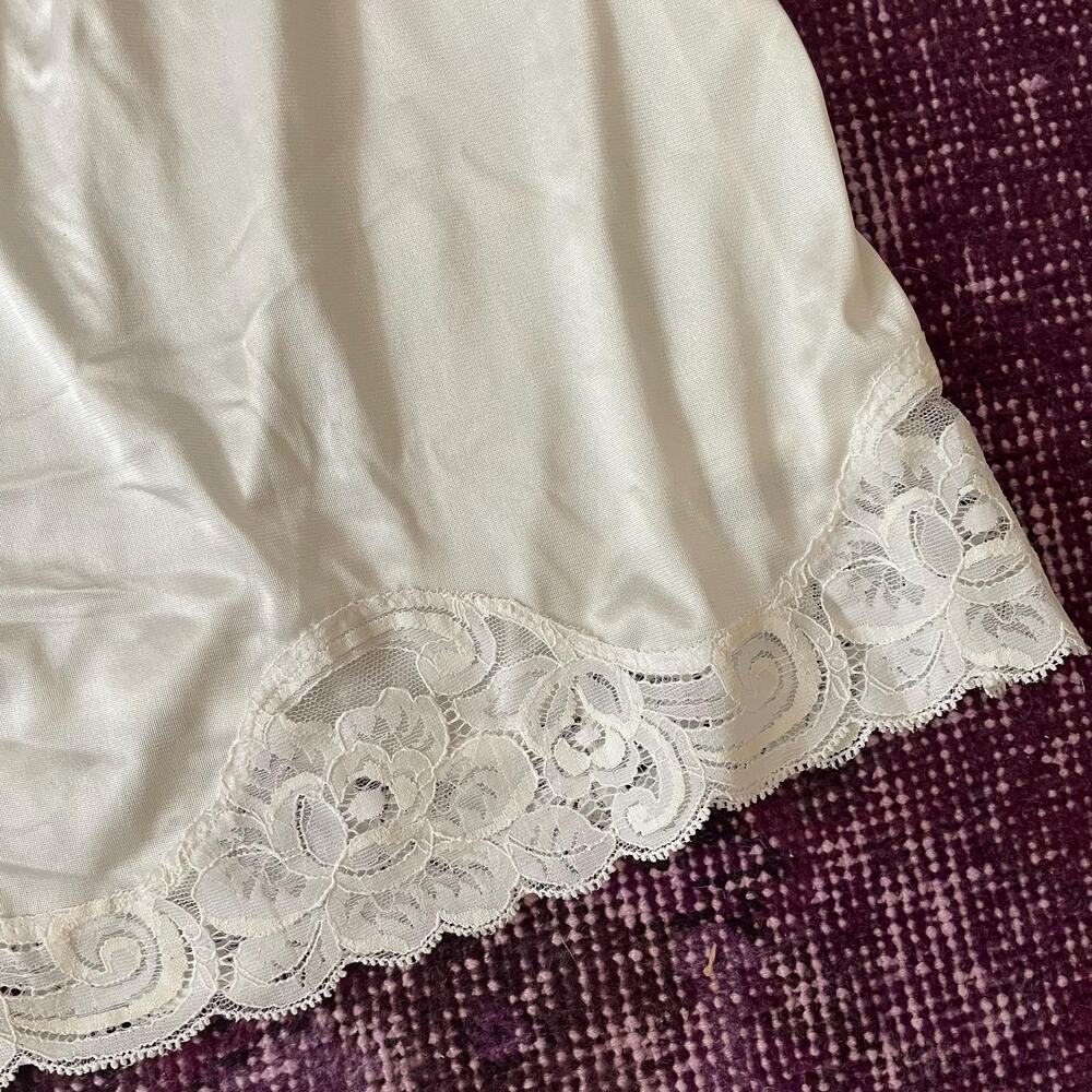 70s vintage white lace midi slip skirt cottage coquette | size S - Picture 5 of 5